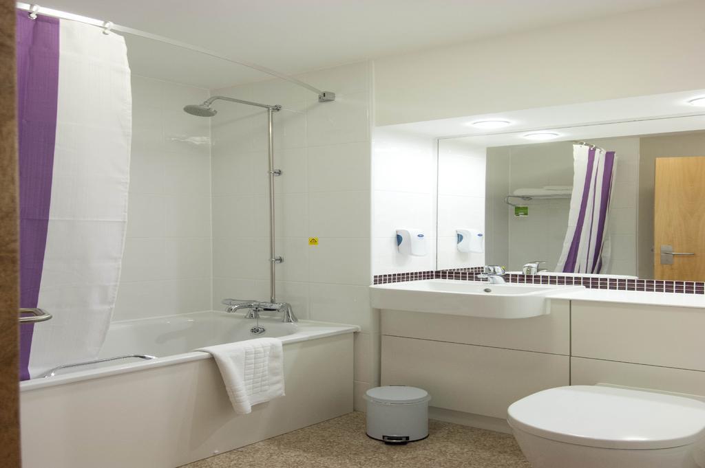 Premier Inn Norwich - Broadlands Park Thorpe St Andrew Eksteriør billede