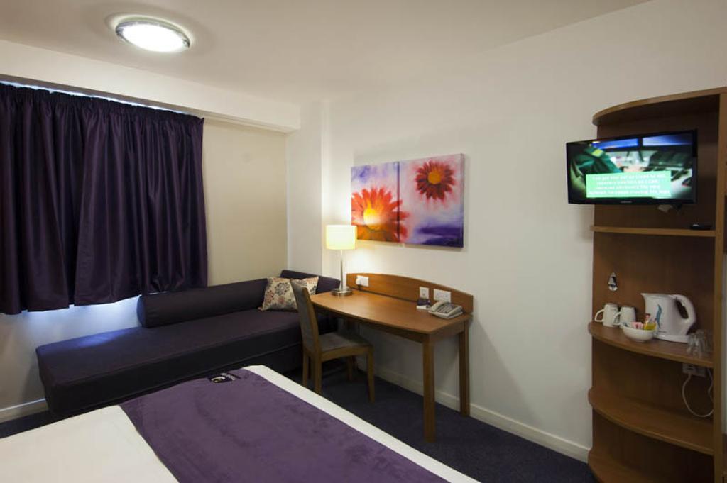 Premier Inn Norwich - Broadlands Park Thorpe St Andrew Eksteriør billede