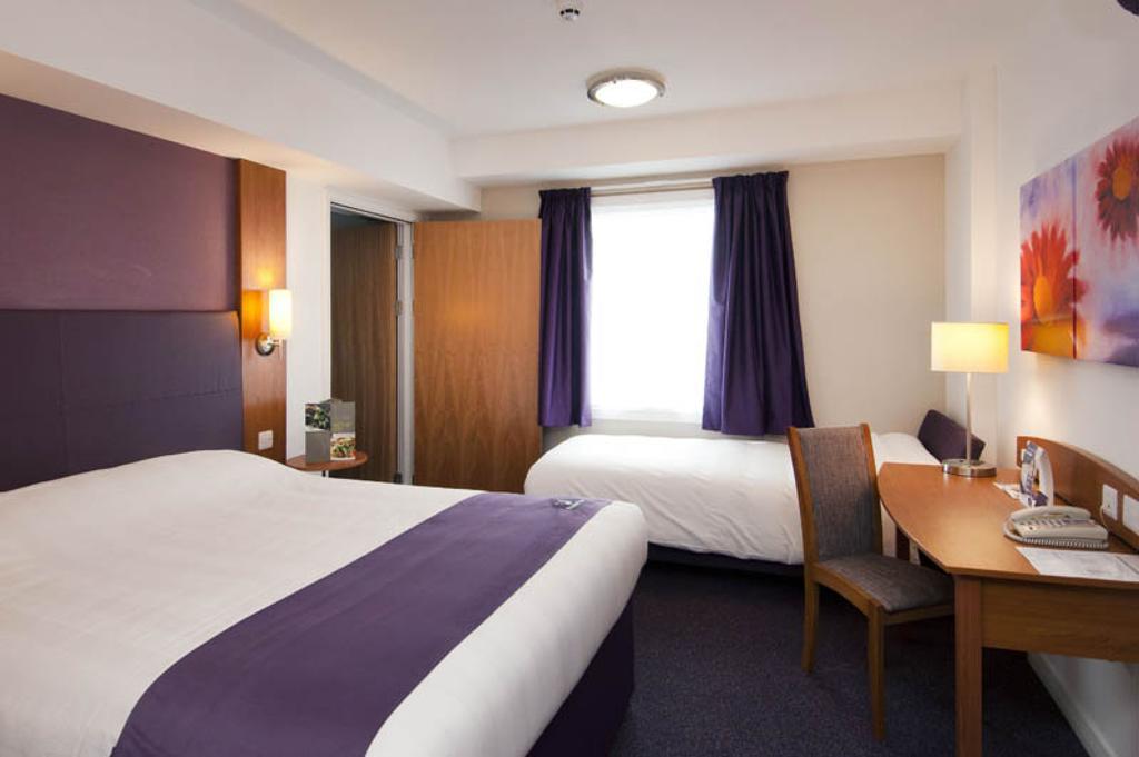 Premier Inn Norwich - Broadlands Park Thorpe St Andrew Værelse billede