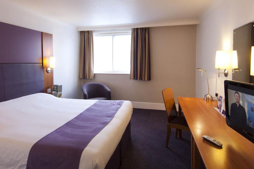 Premier Inn Norwich - Broadlands Park Thorpe St Andrew Værelse billede