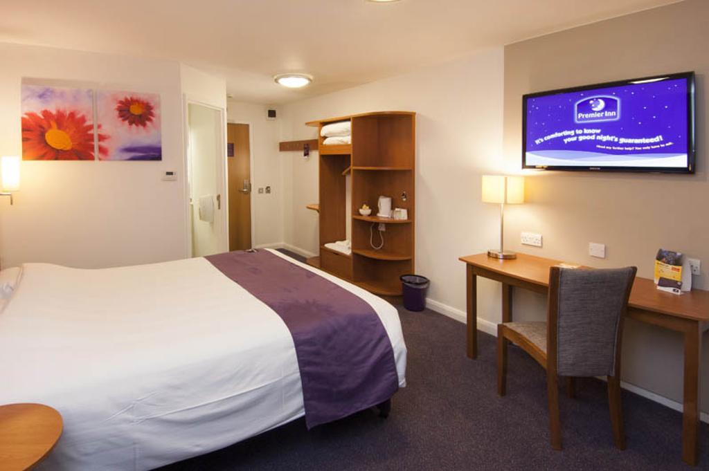 Premier Inn Norwich - Broadlands Park Thorpe St Andrew Eksteriør billede