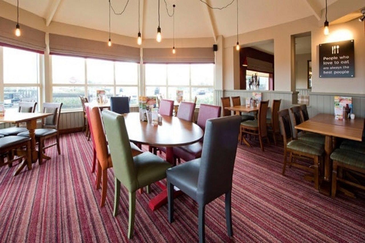 Premier Inn Norwich - Broadlands Park Thorpe St Andrew Eksteriør billede