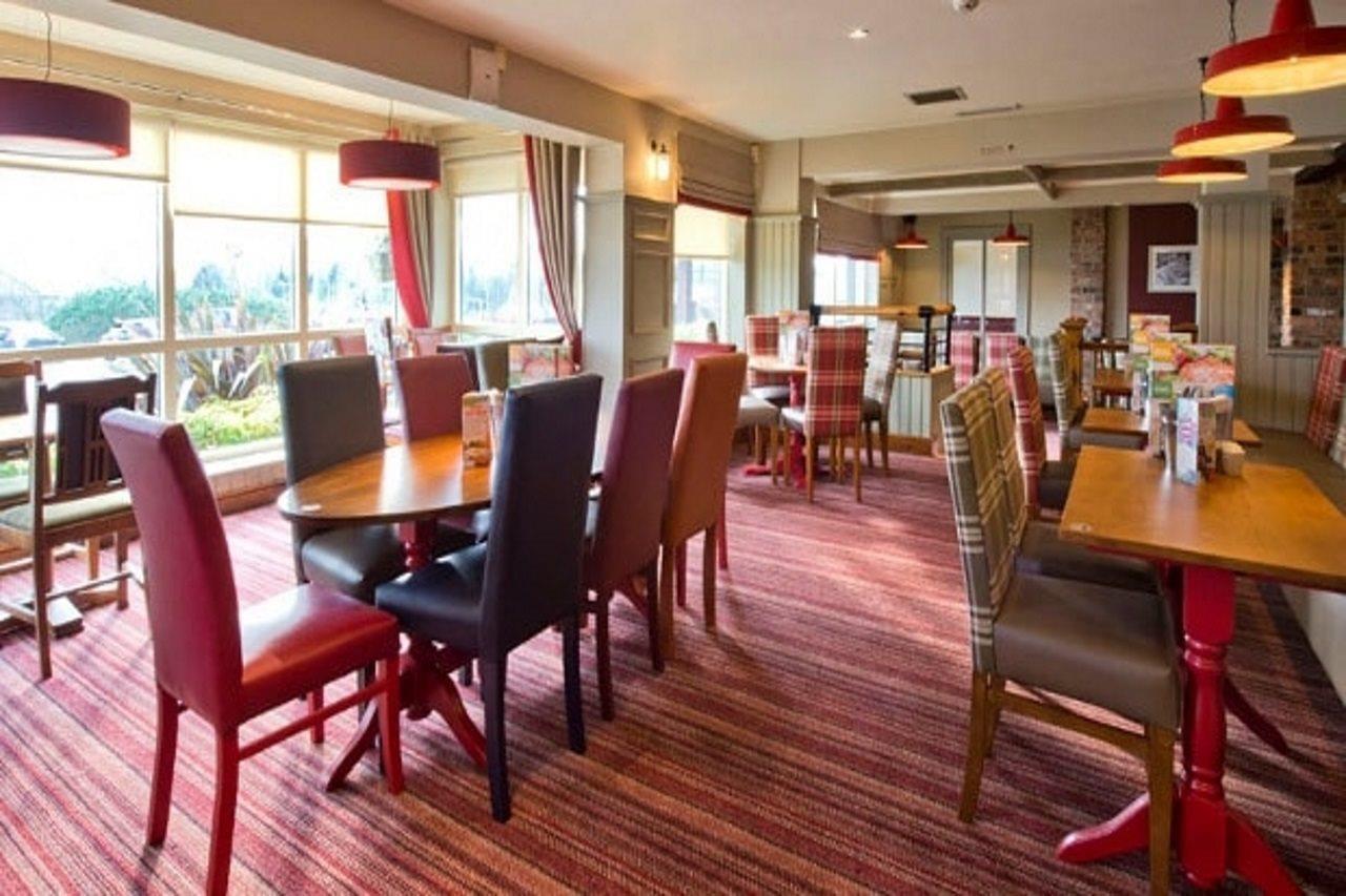 Premier Inn Norwich - Broadlands Park Thorpe St Andrew Eksteriør billede